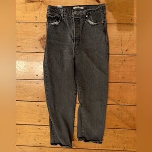 Levi’s Ribcage Ankle Straight Jeans